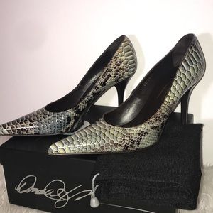 Donald J. Pliner Snake Skin Heels